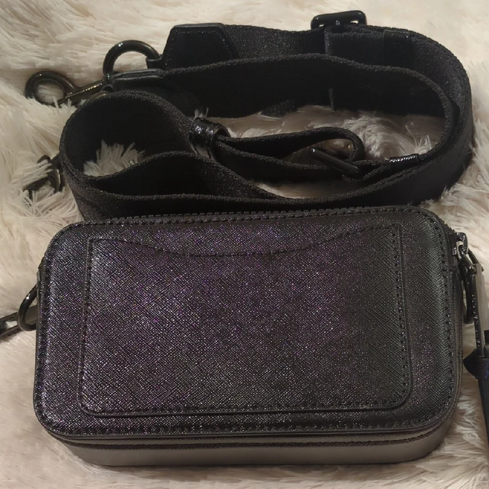 Marc Jacobs Black Crossbody Bag - Picture 5 of 6